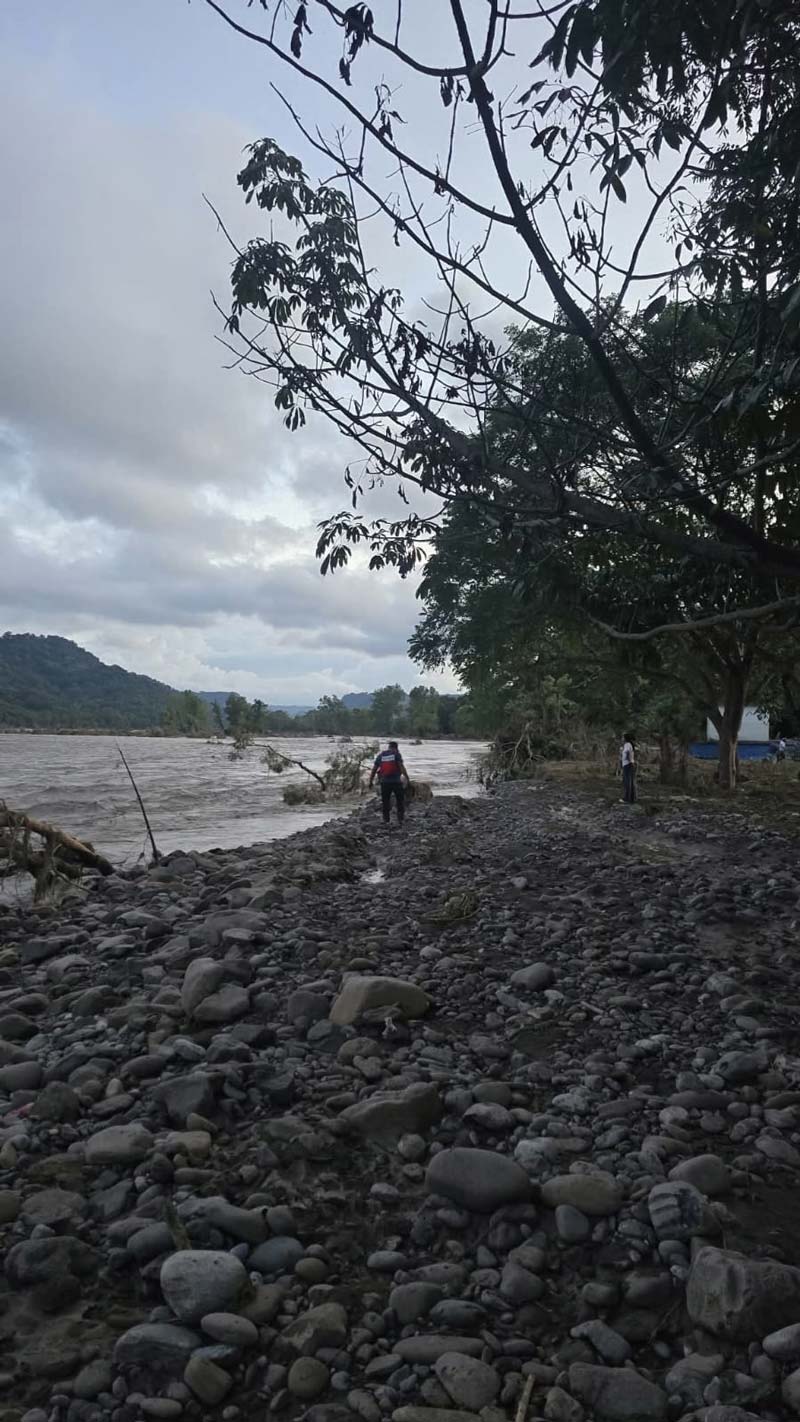 Viviendas afectadas y carreteras bloqueadas por la tormenta Jerry en la Sierra Norte