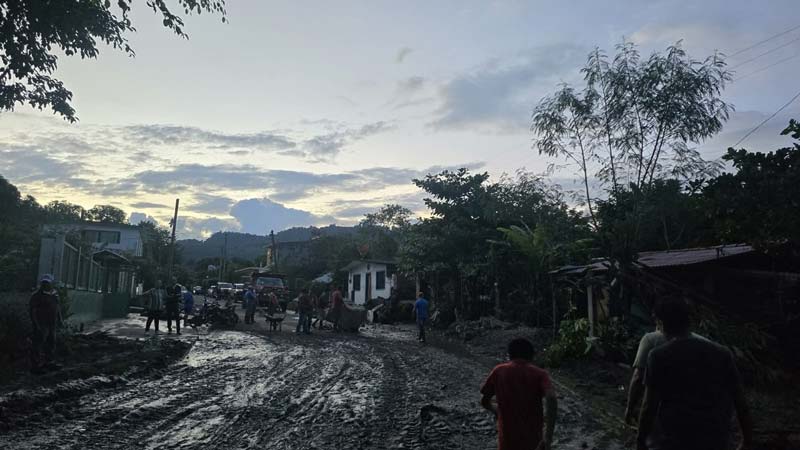 Viviendas afectadas y carreteras bloqueadas por la tormenta Jerry en la Sierra Norte