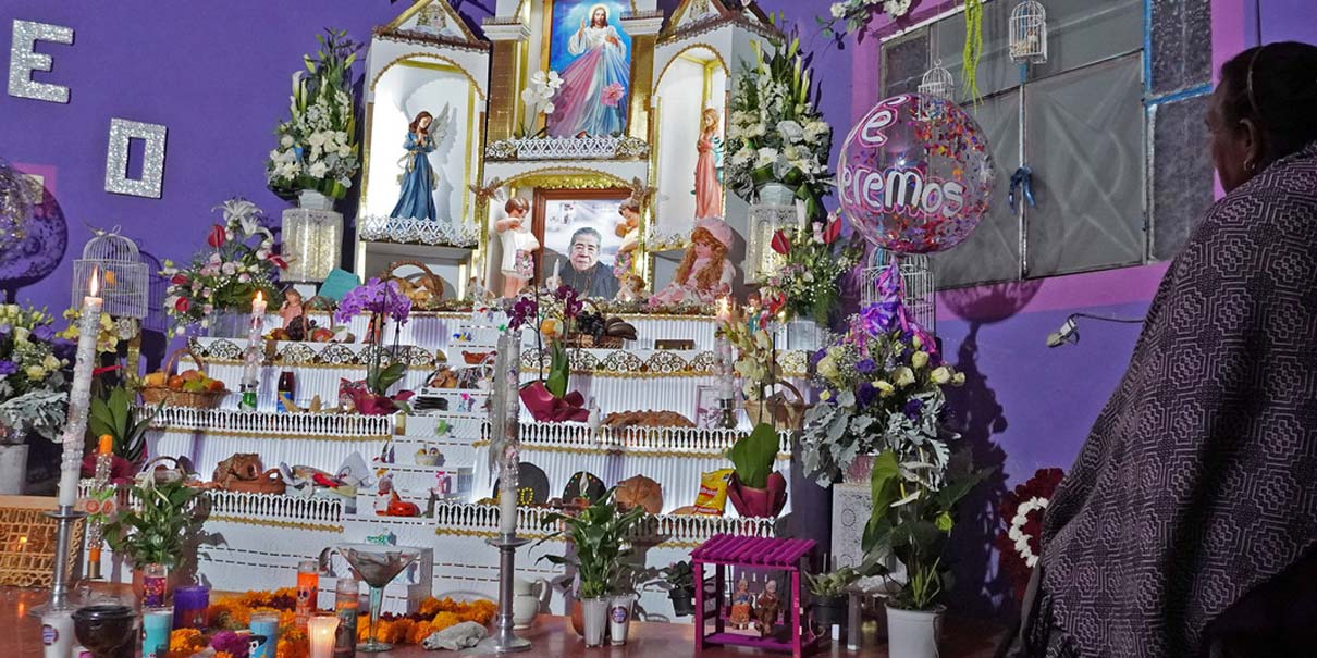 Tradición viva: Tochimilco presenta 36 ofrendas monumentales por Día de Muertos