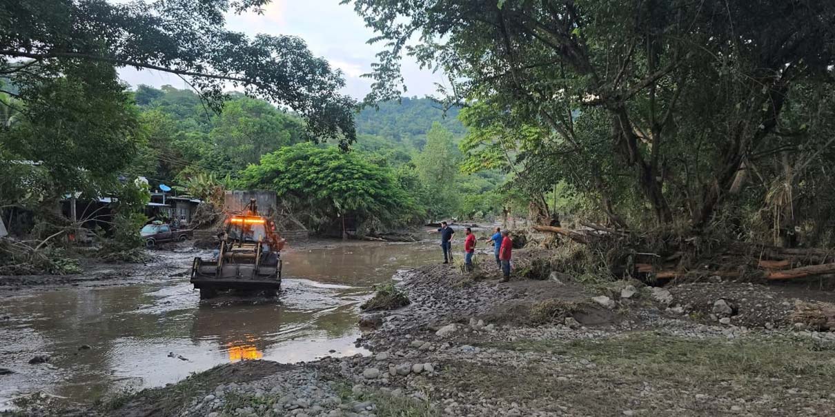 Viviendas afectadas y carreteras bloqueadas por la tormenta Jerry en la Sierra Norte