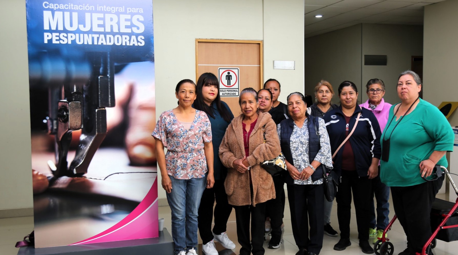 Anuncian primeras microcredenciales en Guanajuato para 20 pespuntadoras