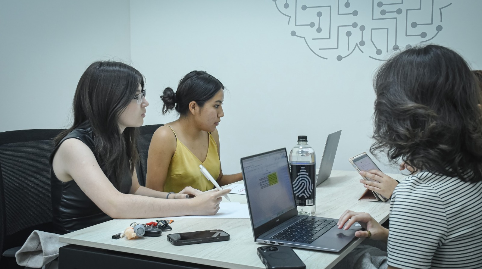 Estudiantes de psicología proponen soluciones a problemas sociales desde la UP Aguascalientes