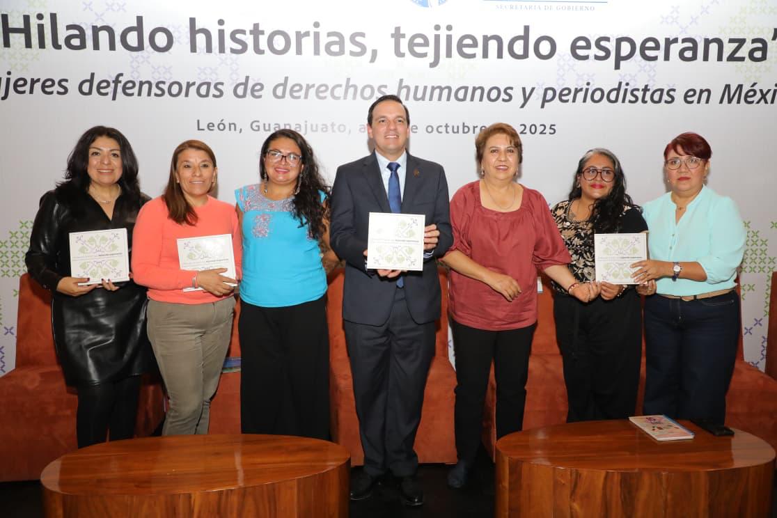 Mujeres de Guanajuato tejen memoria y esperanza con el libro Hilando Historias, Tejiendo Esperanza