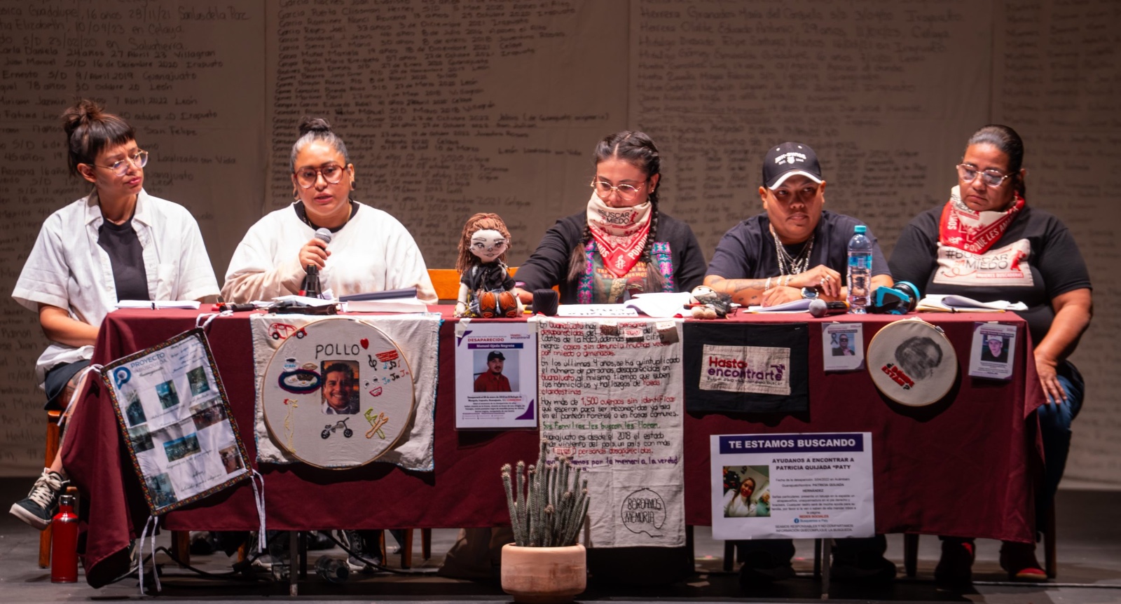 Obra “Estudios en campo” lleva al Cervantino la lucha de las madres buscadoras