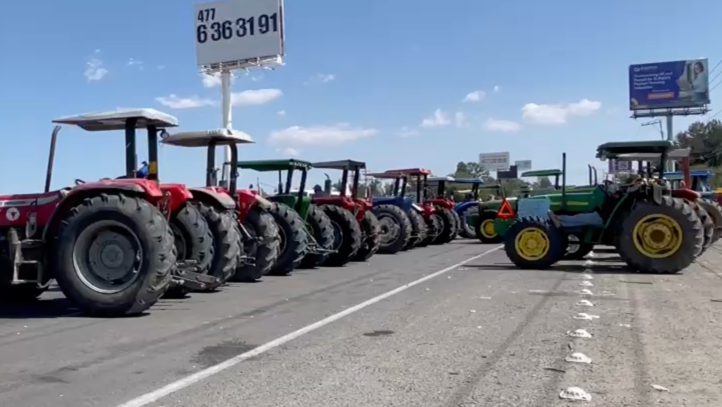 Campesinos liberan carreteras en Guanajuato tras acuerdo con el gobierno federal 