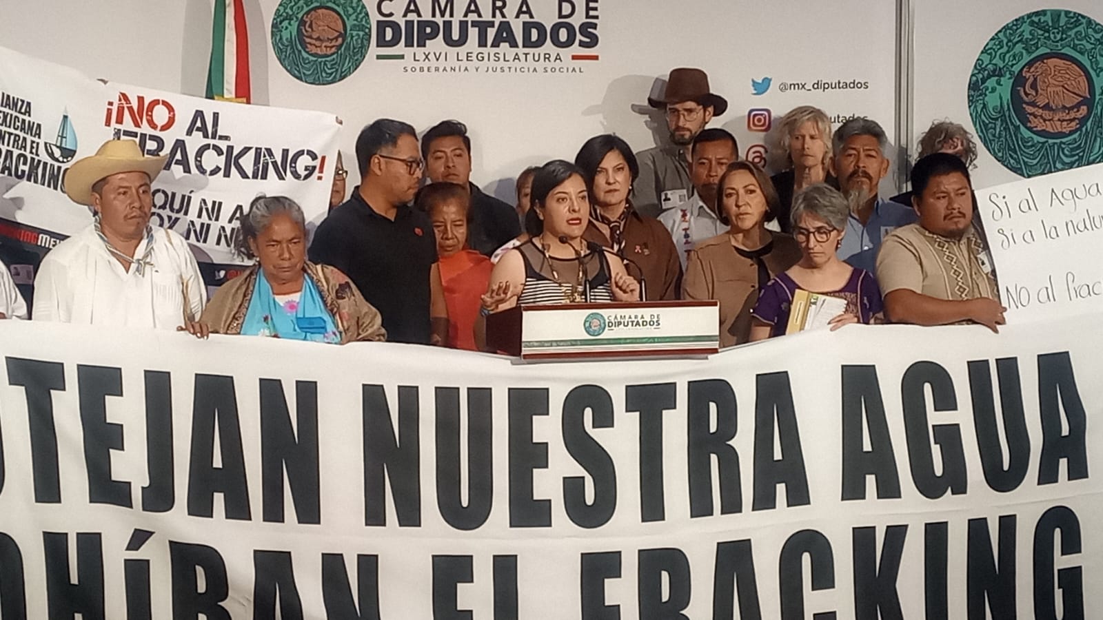 Comunidades campesinas e indígenas de Veracruz y San Luis Potosí, exigen al gobierno de México cumpla con la promesa de prohíbir el fracking