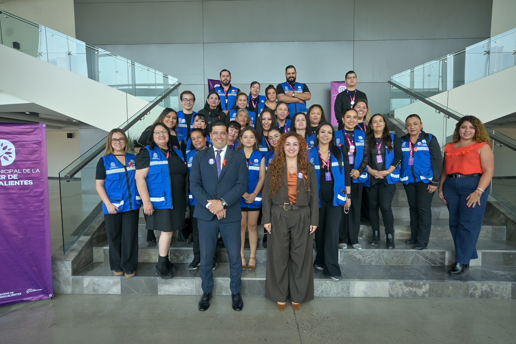 Presenta Leo Montañez avances en pro de la mujer