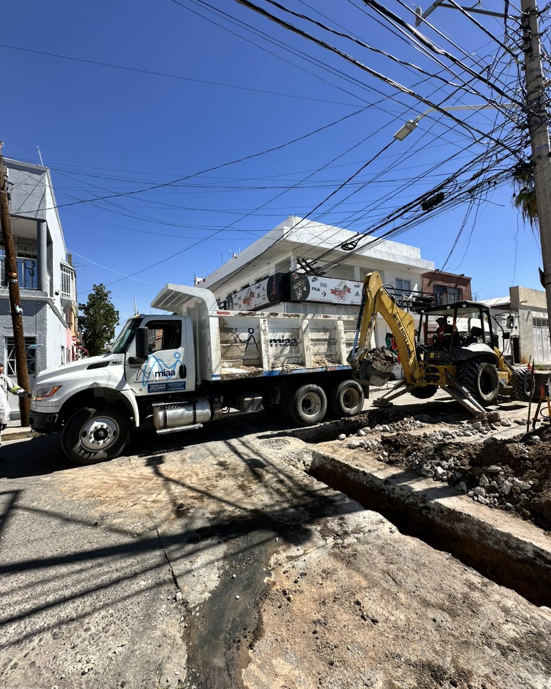 Avanza MIAA en mantenimiento de infraestructura hidráulica con obras en tres puntos de la ciudad