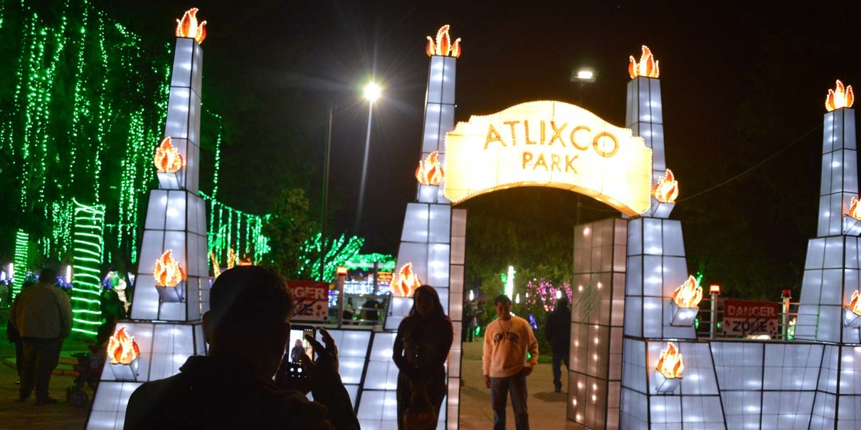 Comienza la Villa Iluminada 2025 en Atlixco: magia, luz y tradición