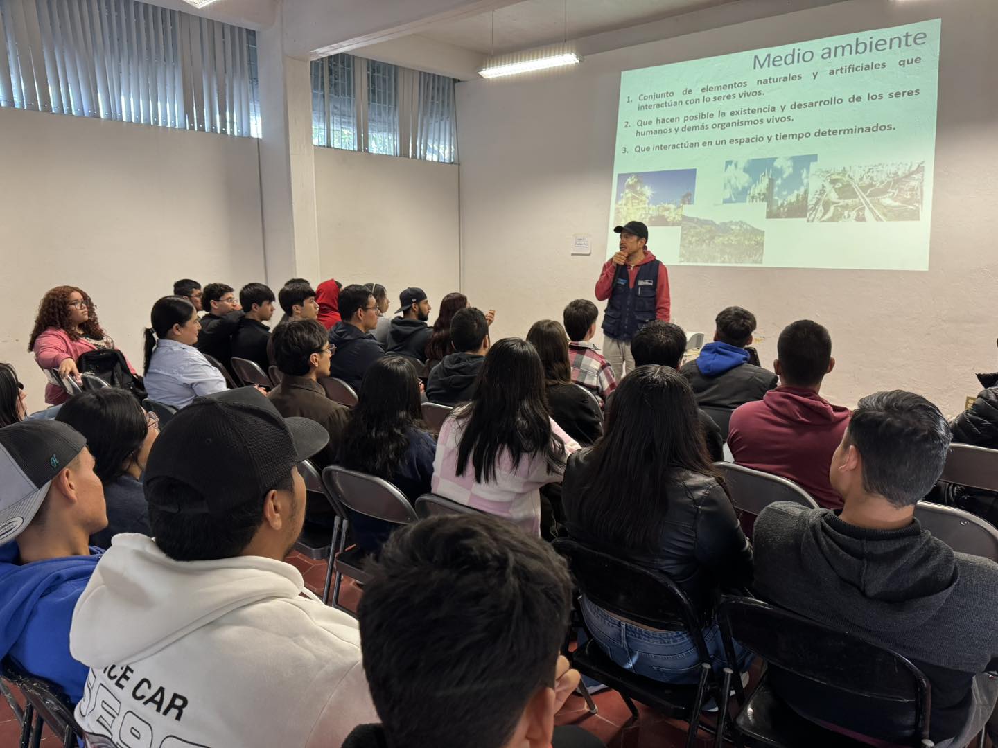 Continúan las charlas para la conservación del medio ambiente