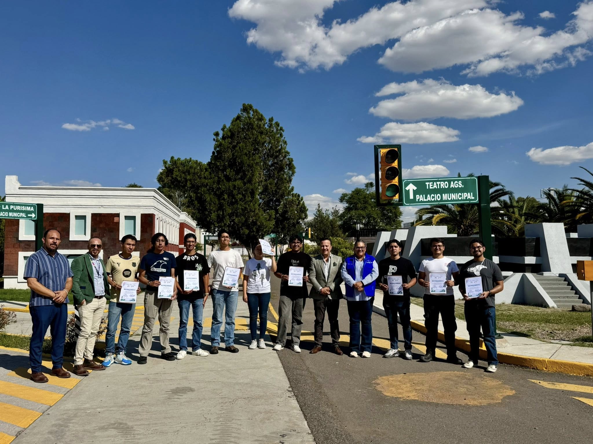Educación vial infantil: reparan semáforos de la ciudad pequeña en el Parque Rodolfo Landeros