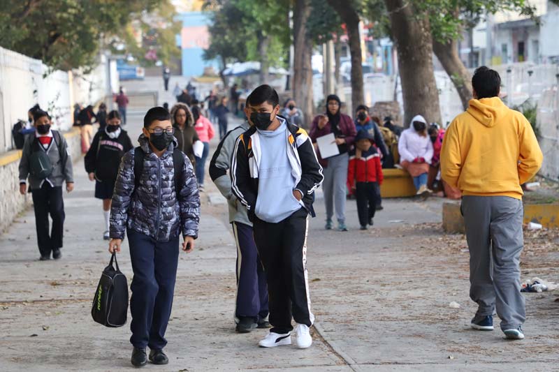 Desde este lunes, cambia el horario escolar en Puebla por temporada invernal
