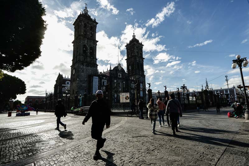 Frente Frío 13 provoca bajas temperaturas y vientos fuertes en Puebla