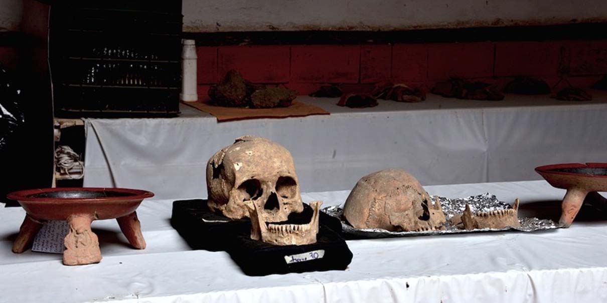 Entierro de 2,800 años en Atlixco muestra rituales y comercio prehispánico