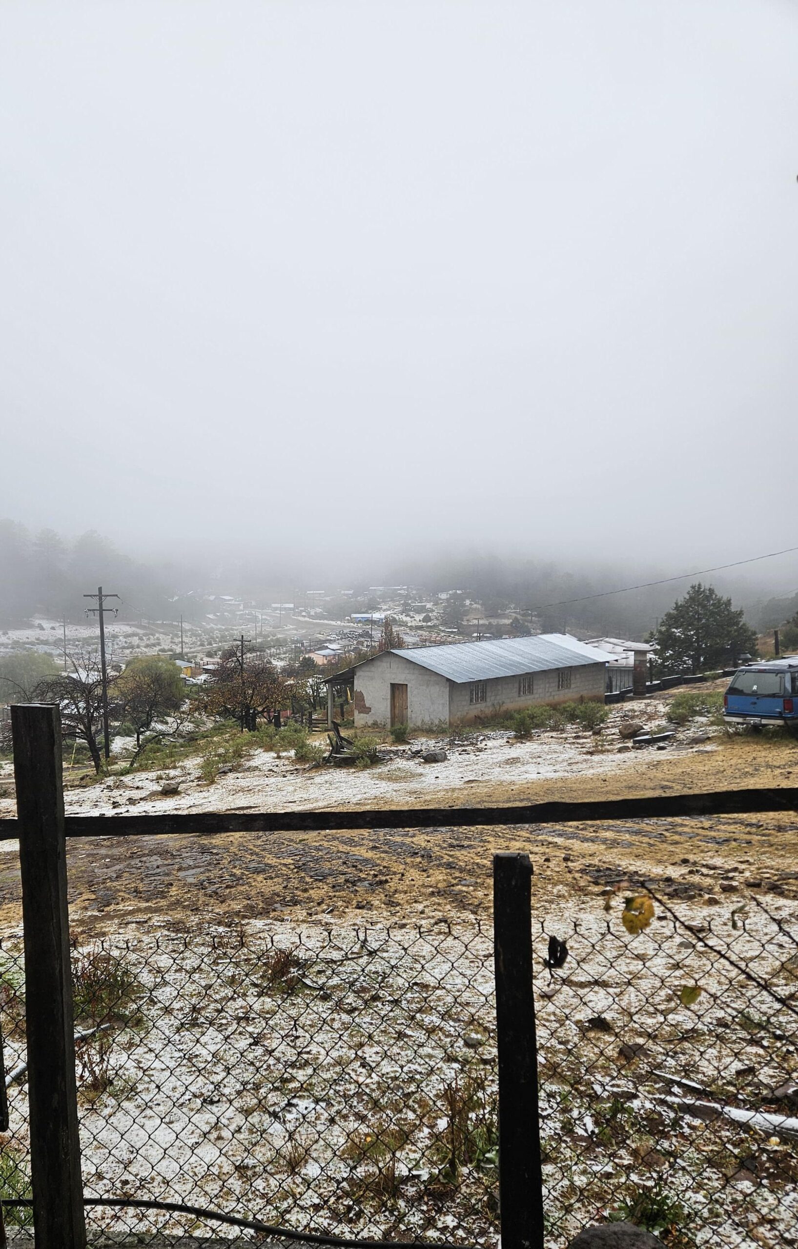 Primera nevada del año en Durango cubre comunidades de Guanaceví