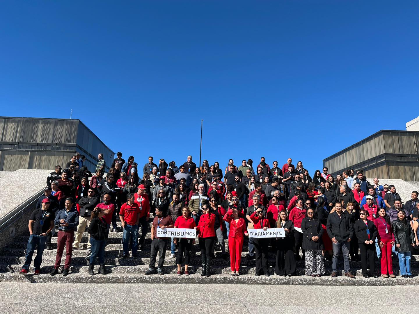 Trabajadores del INEGI se vuelven a manifestar; exigen revisión salarial 