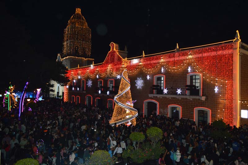 Comienza la Villa Iluminada 2025 en Atlixco: magia, luz y tradición