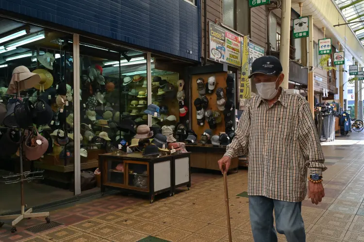 Japón enfrenta su peor crisis: la población se desploma, advierte su primera ministra