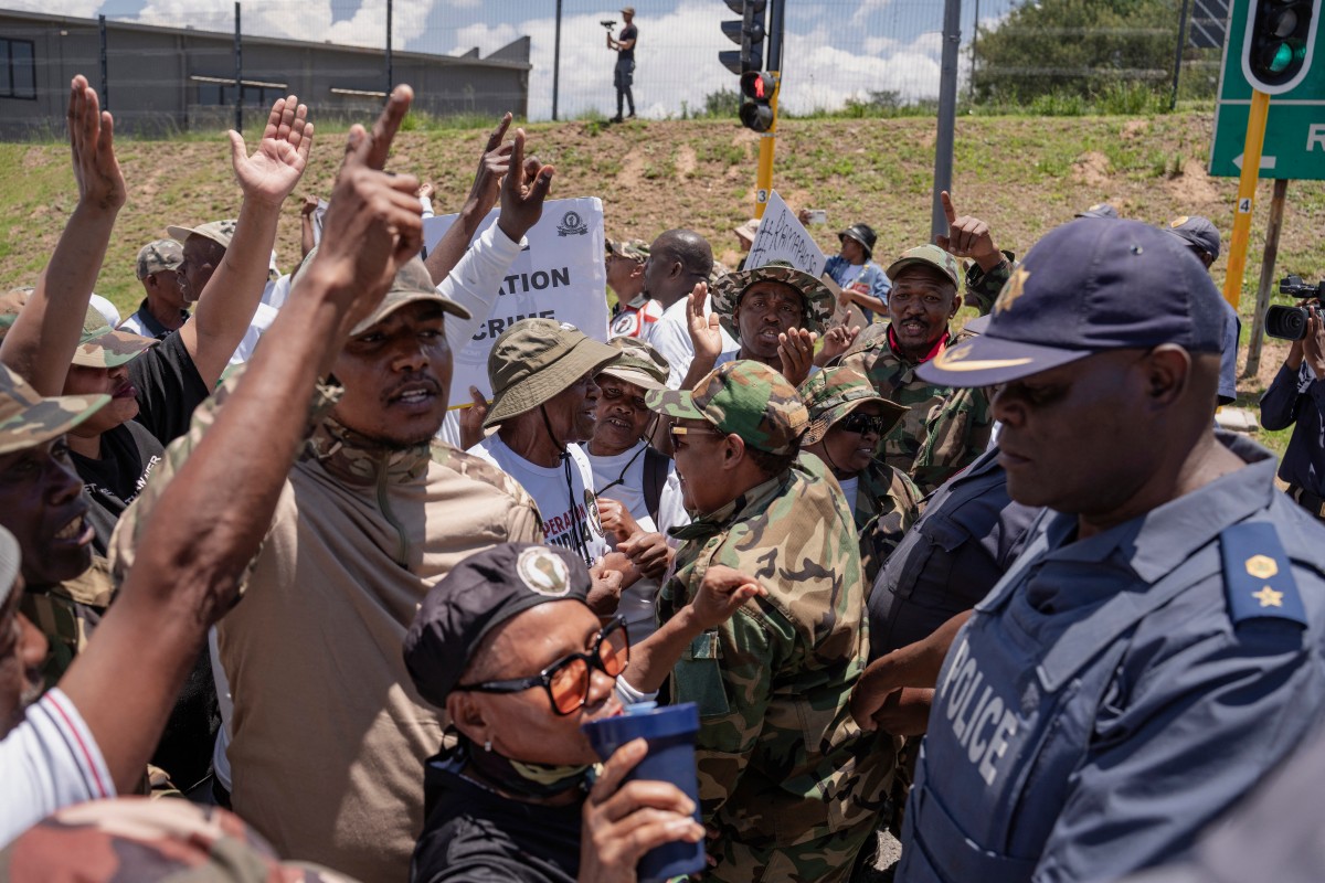 Trump le dice a sus aliados que la migración es una “amenaza”. ¿Qué dicen realmente los expertos y los datos?