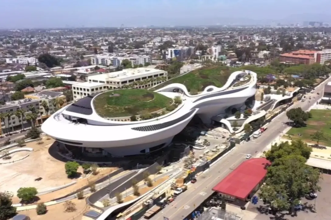 El museo con forma de nave espacial de George Lucas ya tiene fecha para &#8216;despegar&#8217;