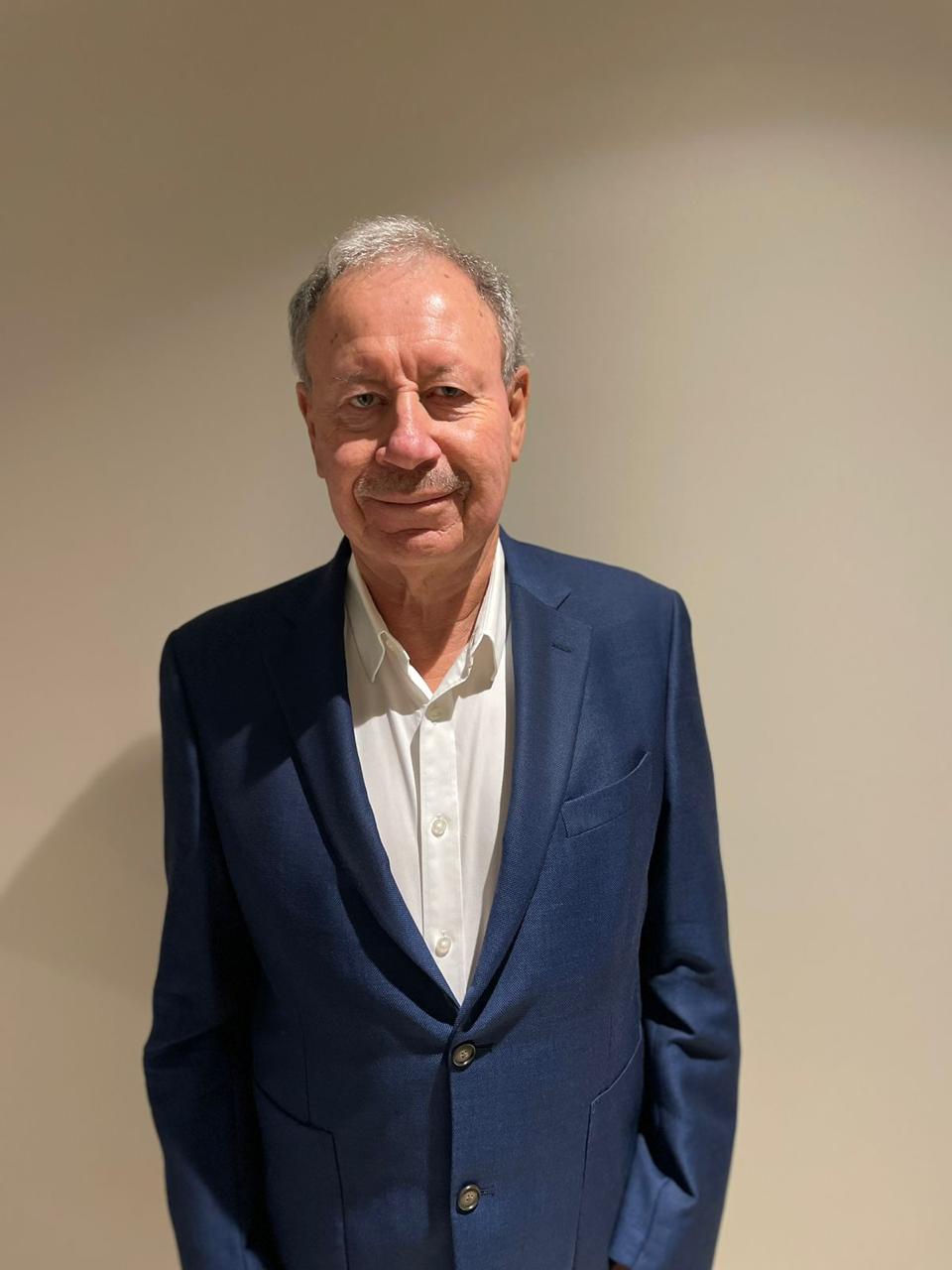 Viviendo entre cambios de paradigmas