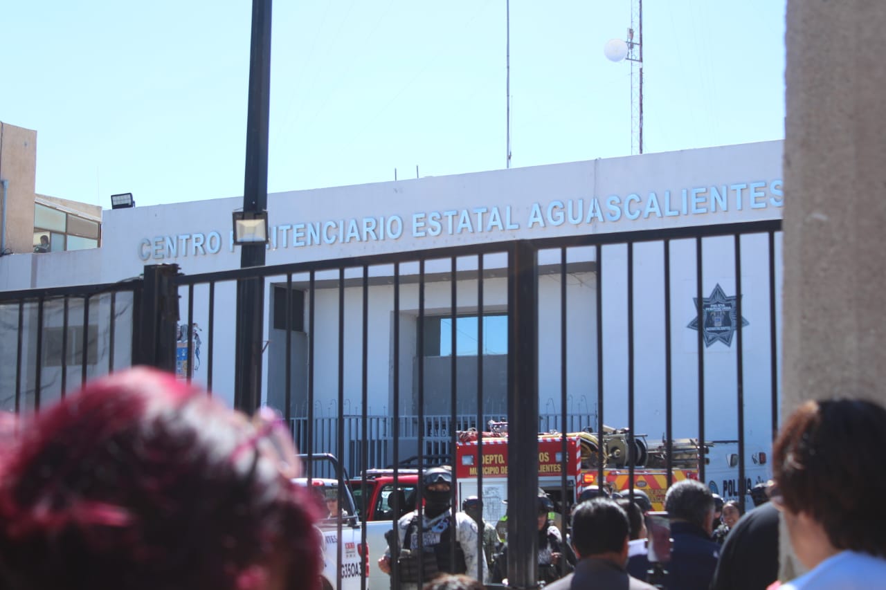 Riña de más de 70 internos deja 3 lesionados en el CERESO de Aguascalientes