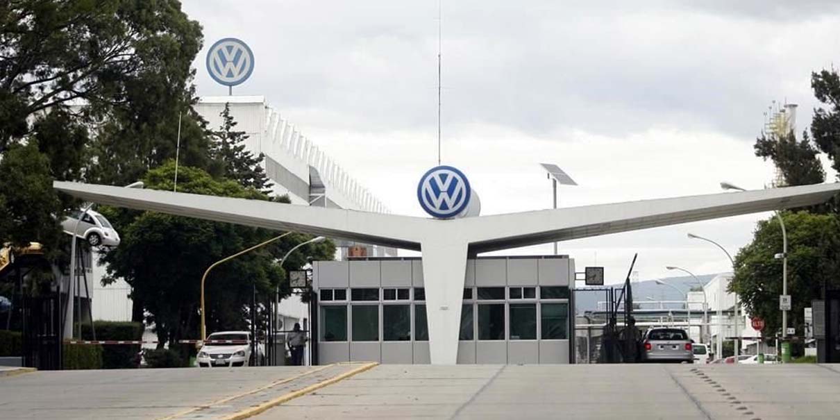 Puebla negocia con Volkswagen para frenar posibles despidos de trabajadores