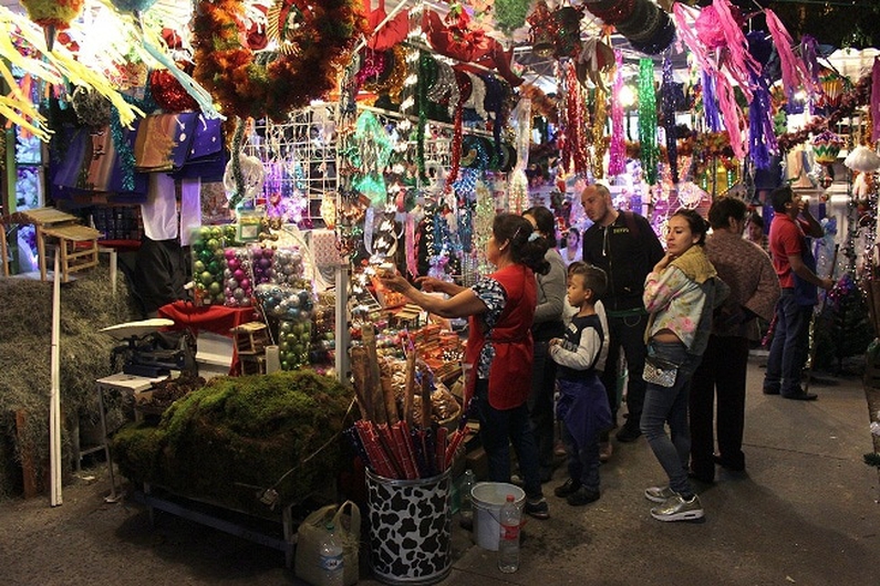 Leonardo Montañez solicitó reubicación del tianguis navideño: señala riesgo vial en el Jardín Carpio