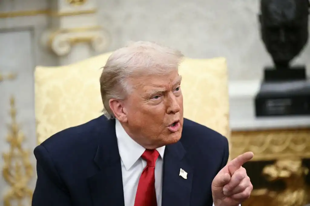 La Casa Blanca respalda a Trump tras llamar &#8216;cerdita&#8217; a una periodista por caso Epstein
