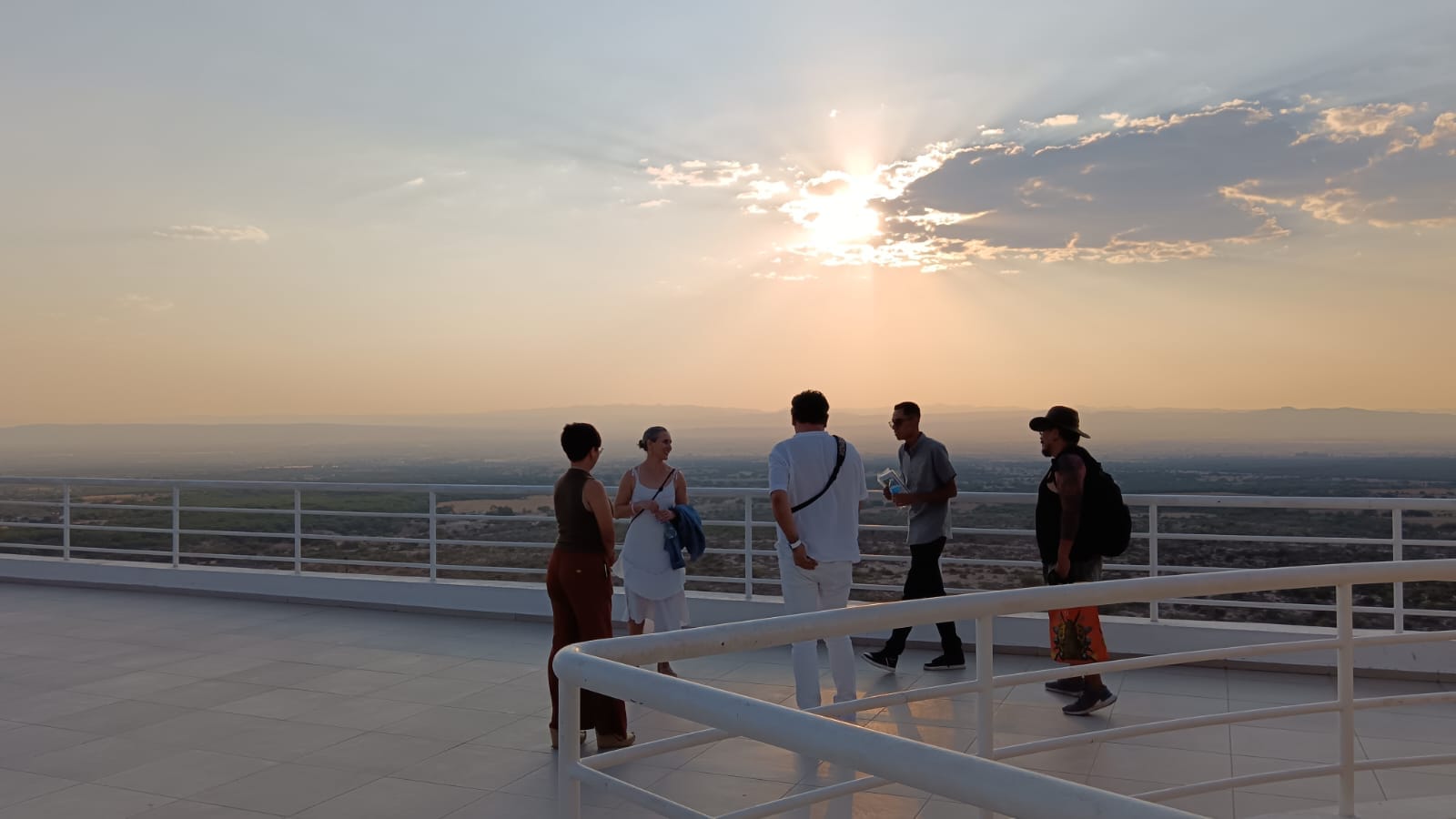 Visita el Observatorio Hipatia y la Casa de las Artesanías de Tepezalá