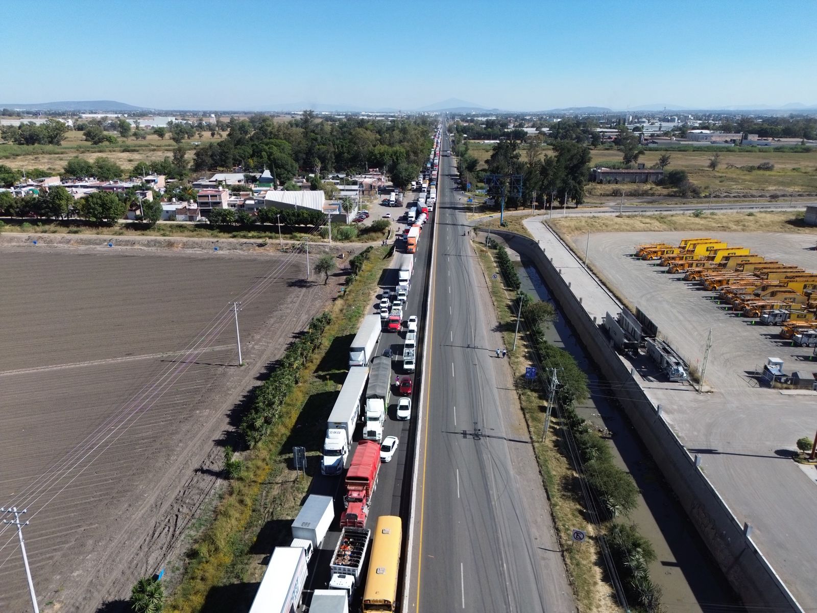 Atiende Secretaría de Seguridad asaltos durante bloqueos carreteros en Guanajuato