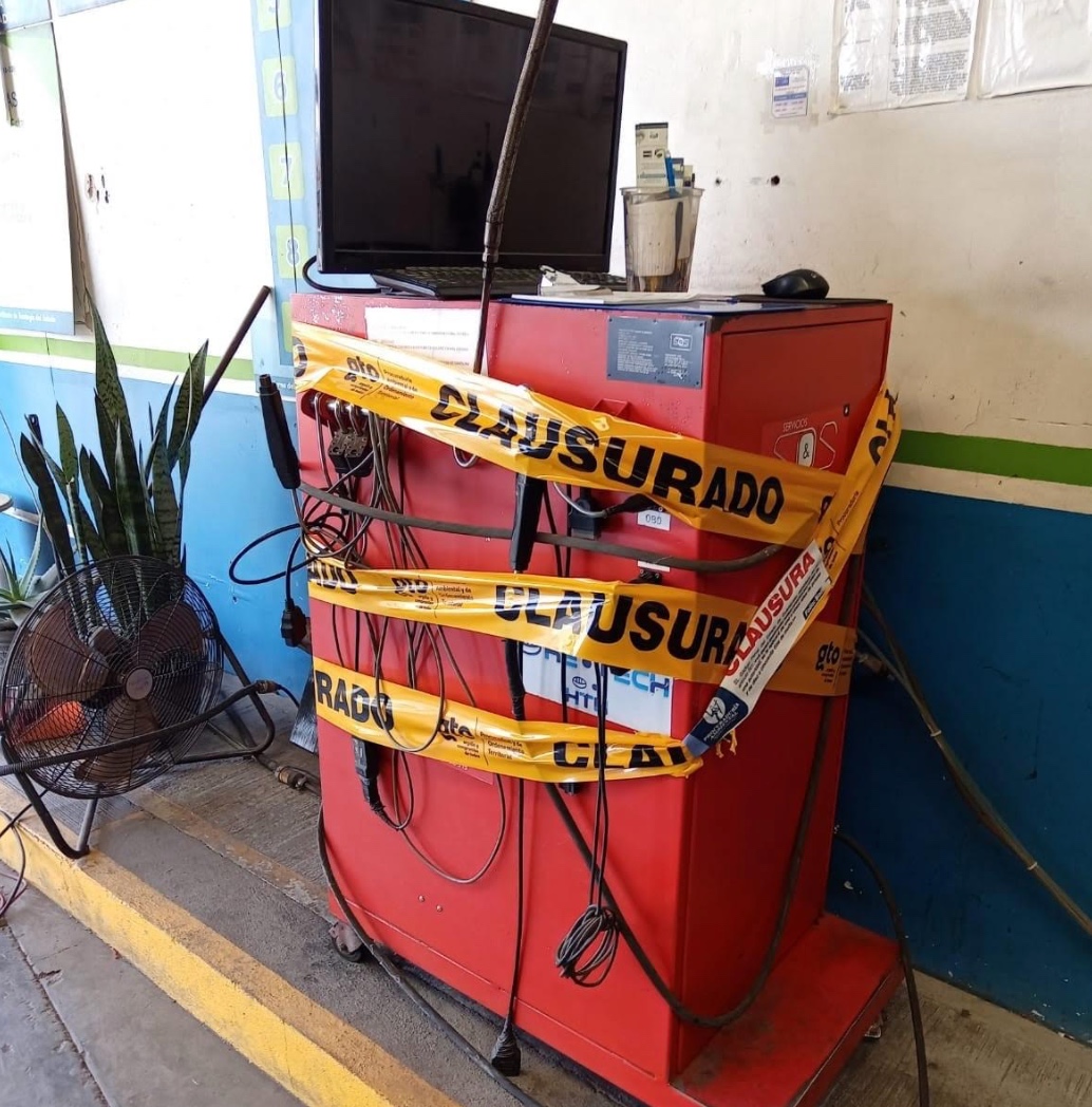 Clausuran Centro de Verificación Vehicular en Irapuato