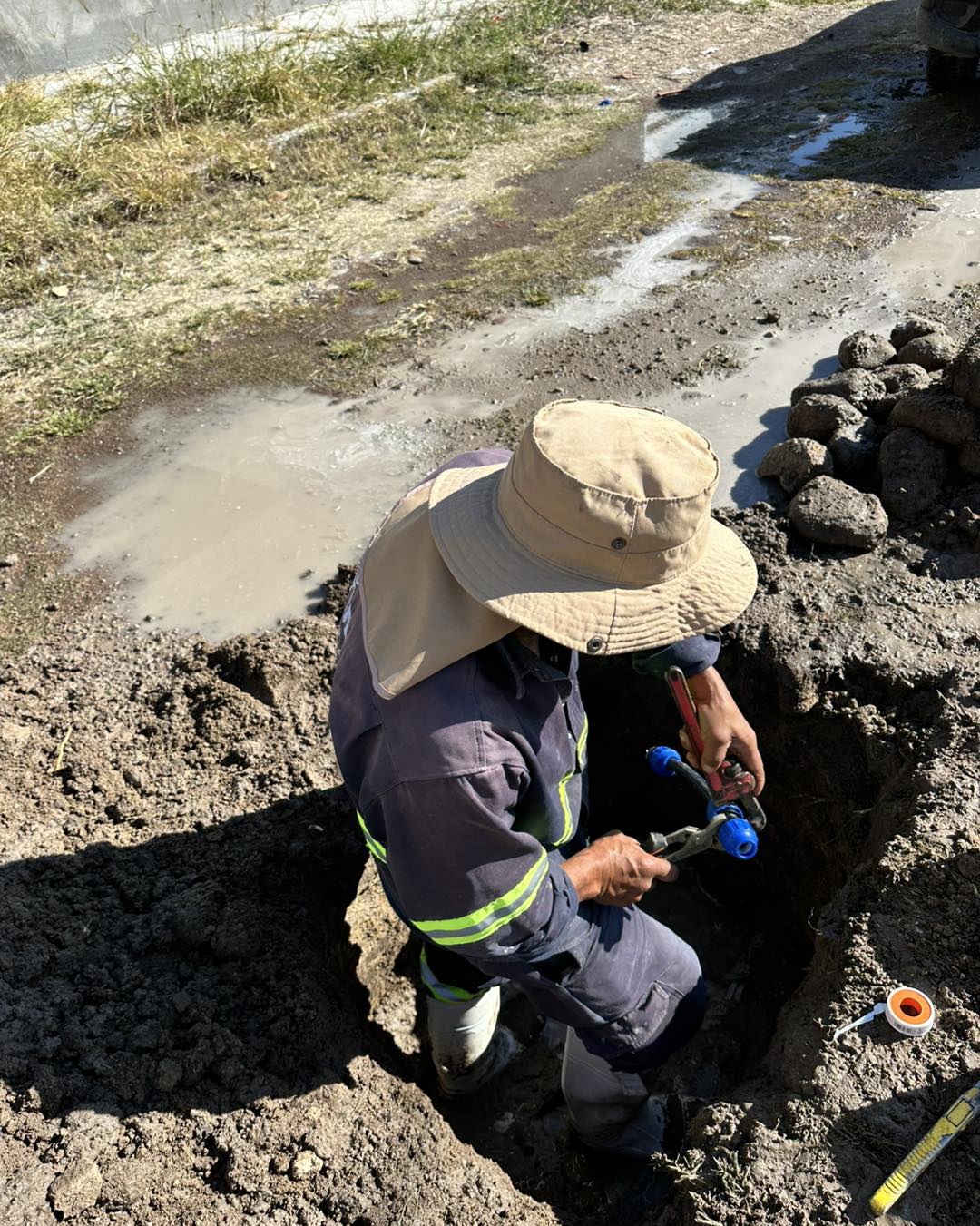 Refuerzan atención a fugas y mejoran redes de agua potable en distintos puntos de la ciudad
