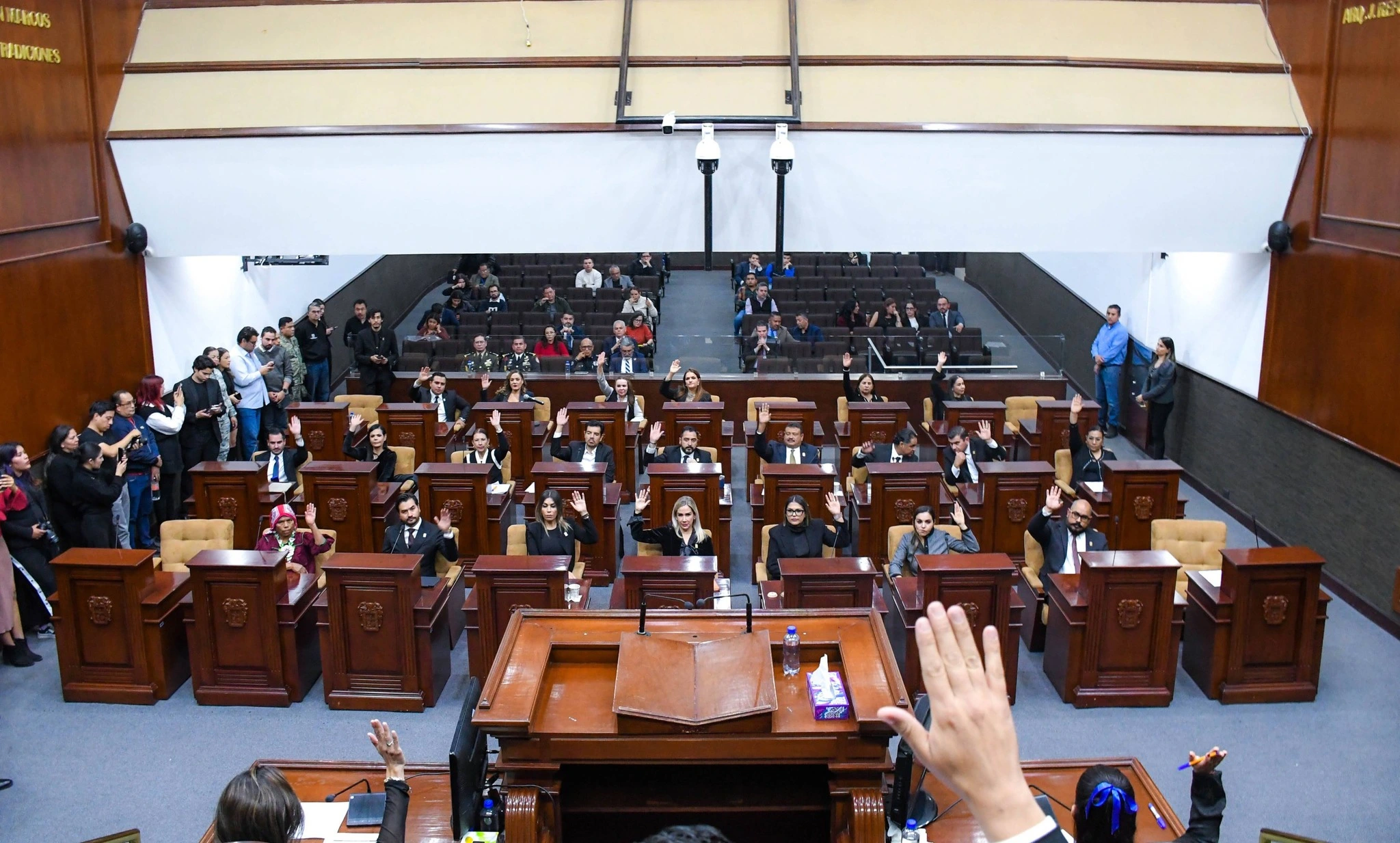 Congreso de Aguascalientes se asigna 10 millones extra en el Presupuesto 2026