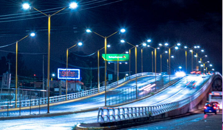 Aguascalientes registra déficit de hasta mil 200 postes de alumbrado público