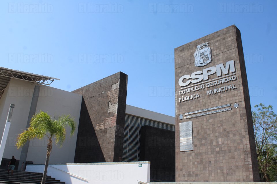 Este será el menú de la cena de Navidad para detenidos del C4