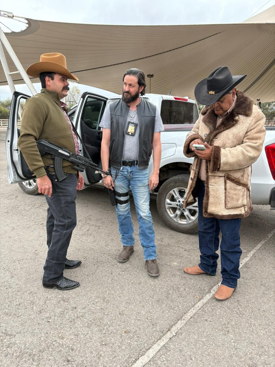 Armas en la feria de Durango son por rodaje de película, aclaran autoridades