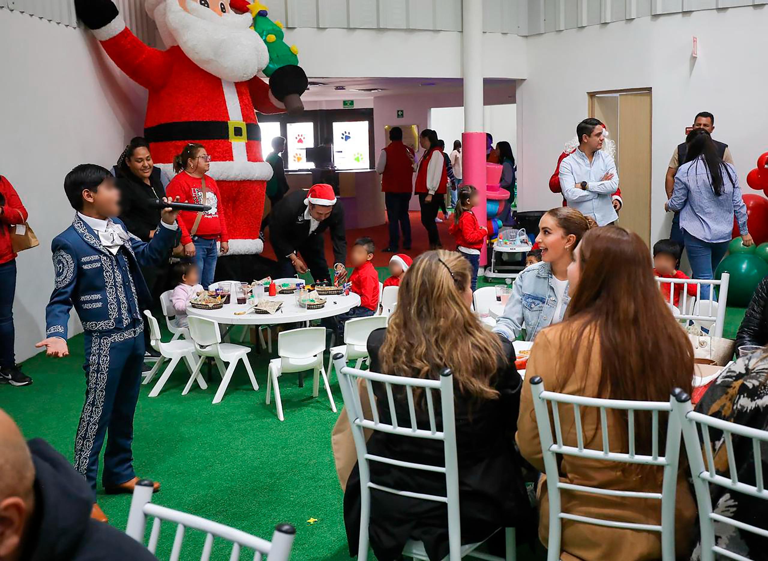 Realizan posada para niñas y niños de Casa Hogar Laguna