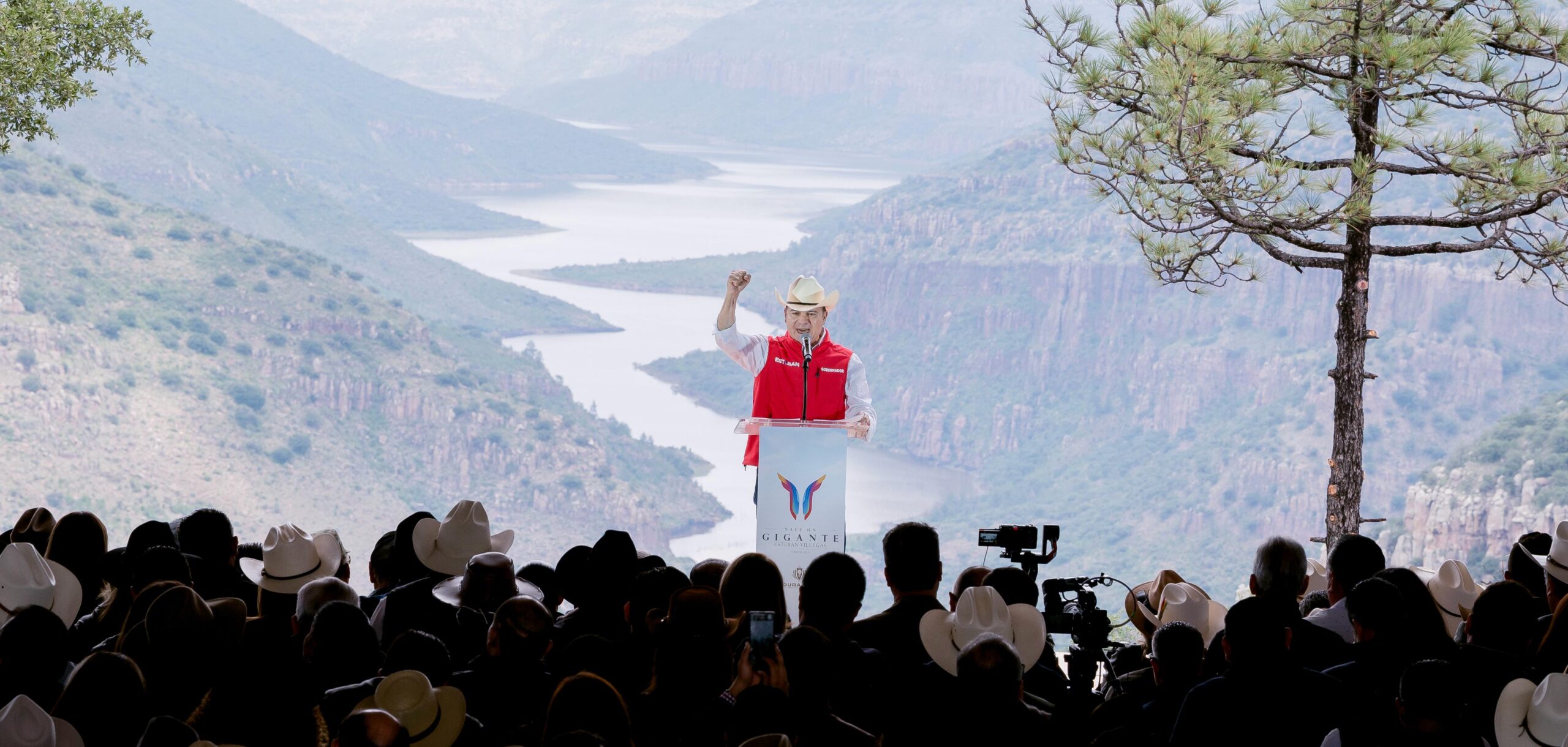 Agua, campo y economía: enlista gobernador de Durango acciones ejecutadas en 2025