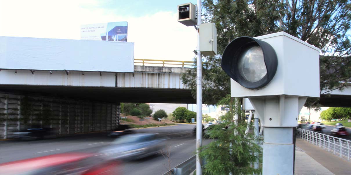 Leyes más severas buscan frenar la imprudencia de conductores poblanos