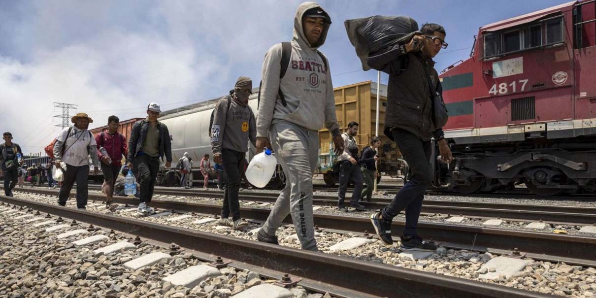 Puebla mantiene programas de apoyo económico para connacionales deportados