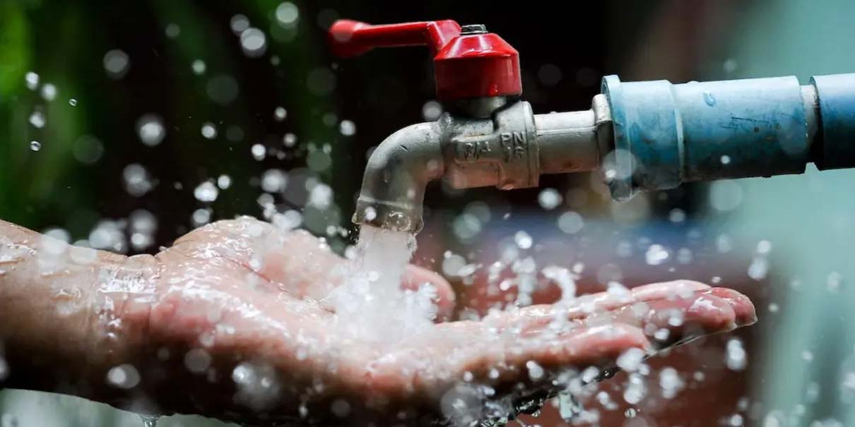 Servicio de agua en Puebla seguirá estable aunque Manila Water participe, dice Armenta