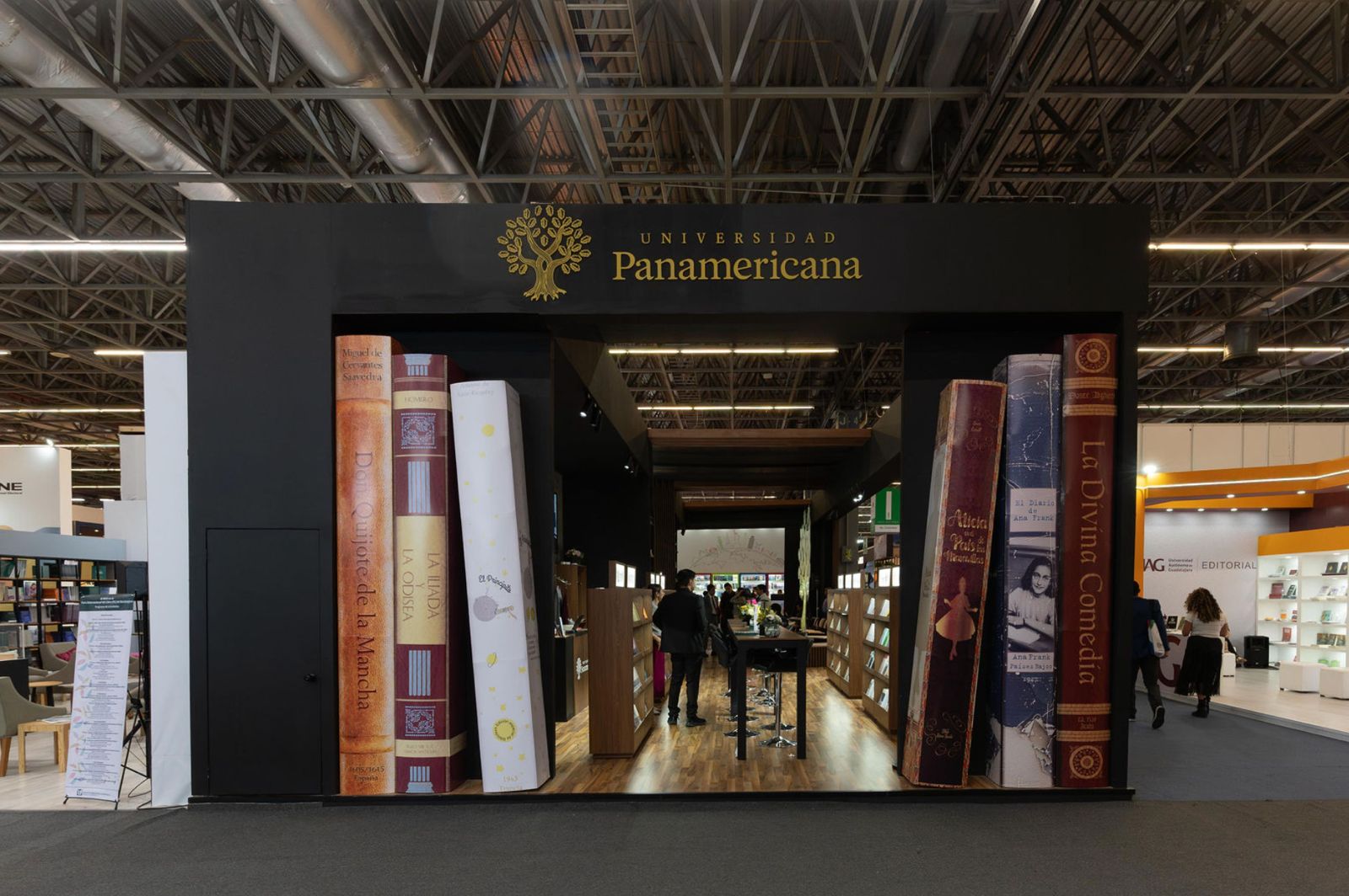 En la FIL, rectores de la UP-IPADE defienden la IA en la educación: herramienta, no sustituto