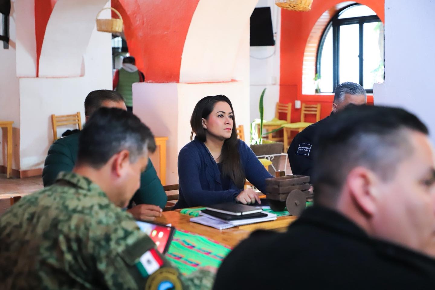 Mesa de seguridad establece estrategias para Operativo “Navidad Segura 2025”