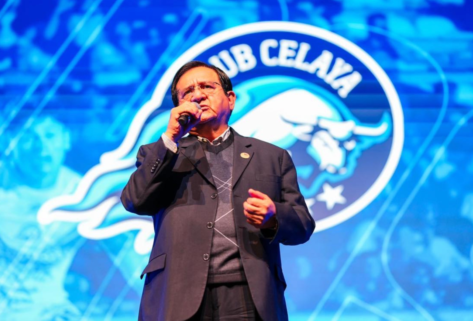 Celaya reclama coordinación directa con municipios y critica renta de patrullas