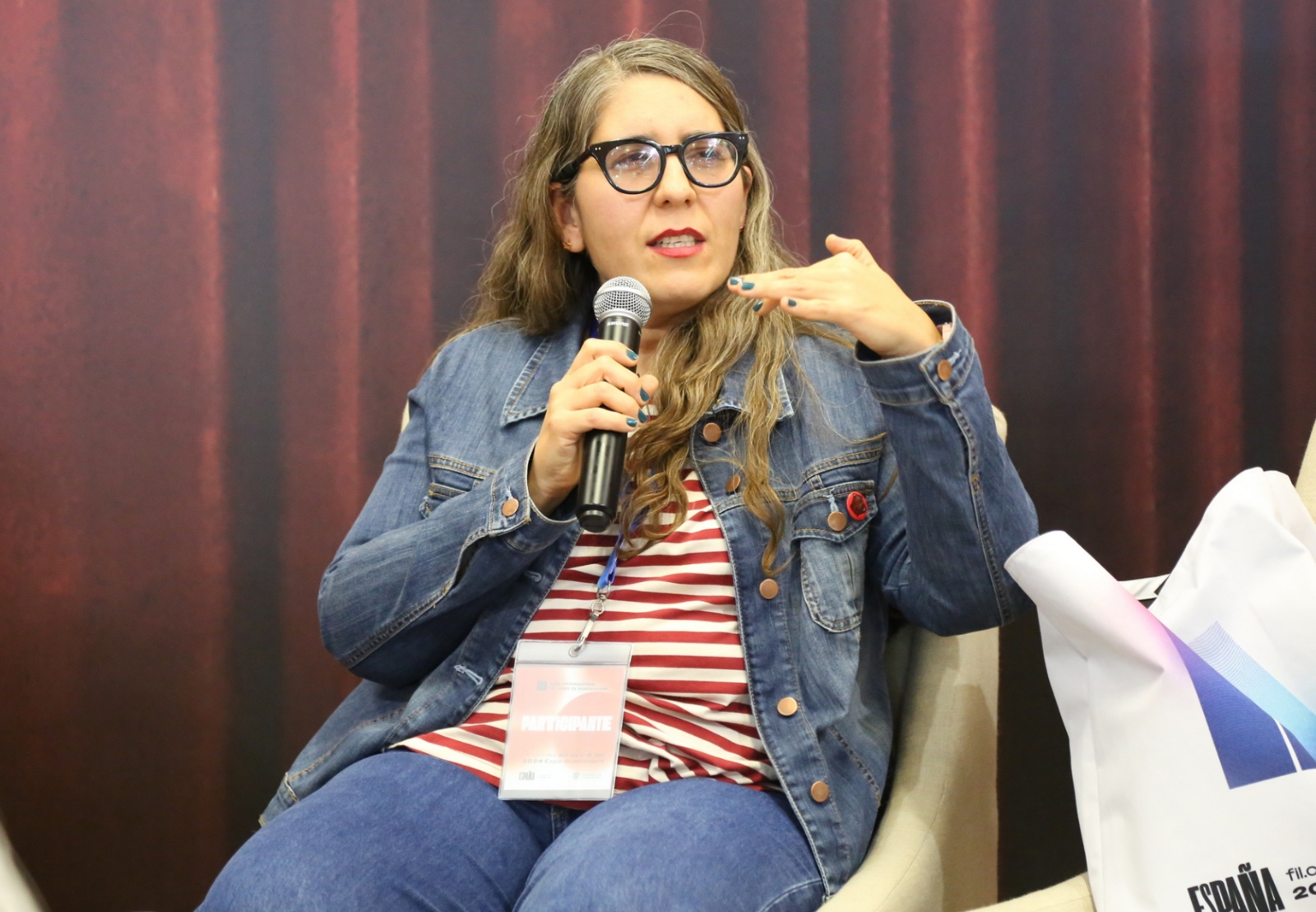 Reconocen a Minerva Reynosa con el Premio Nacional Efraín Huerta