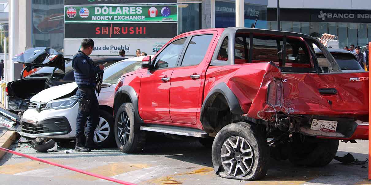 SMT alerta sobre reincidencia vial tras choque mortal en la Vía Atlixcáyotl