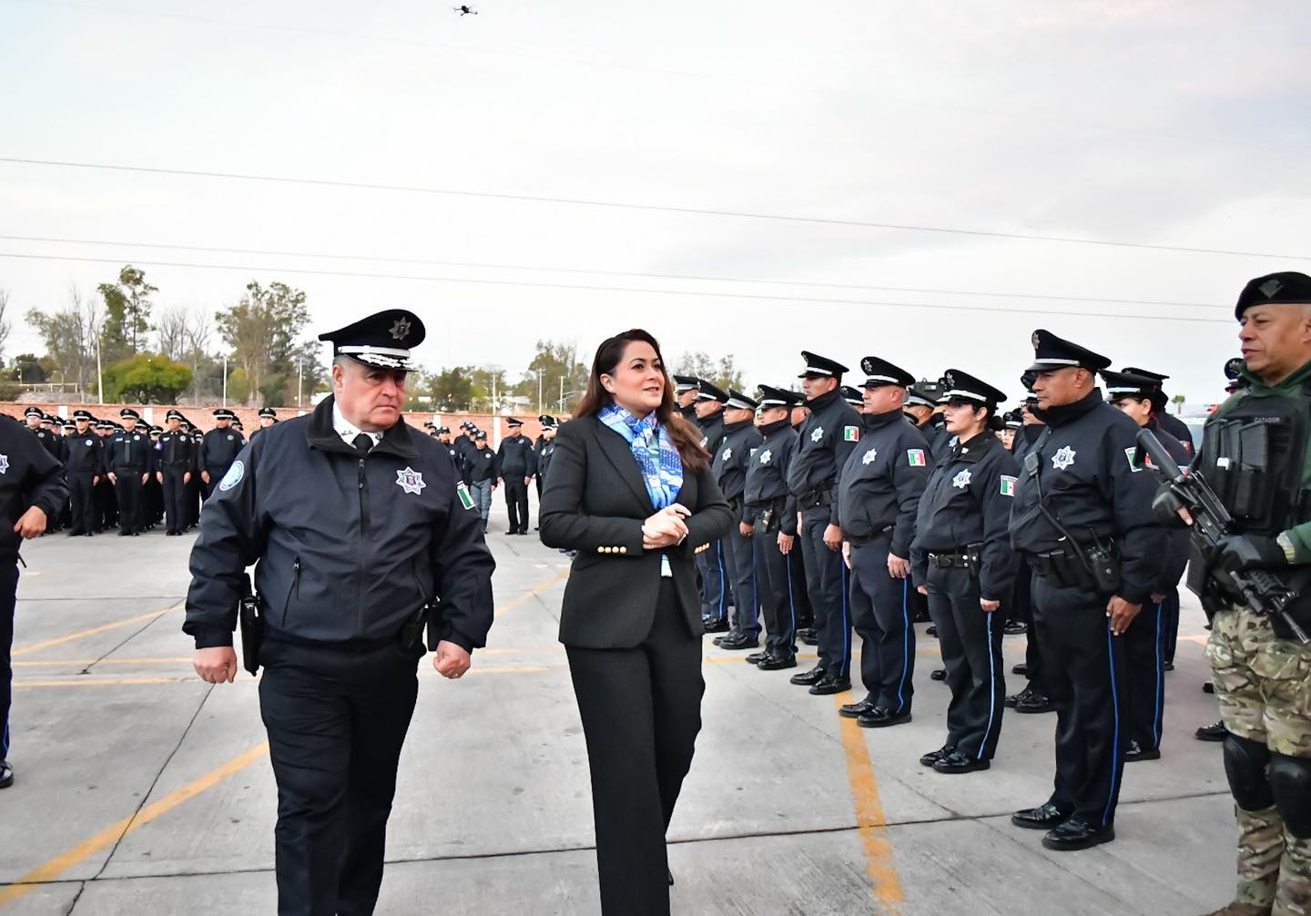 Anuncian incremento salarial a policías