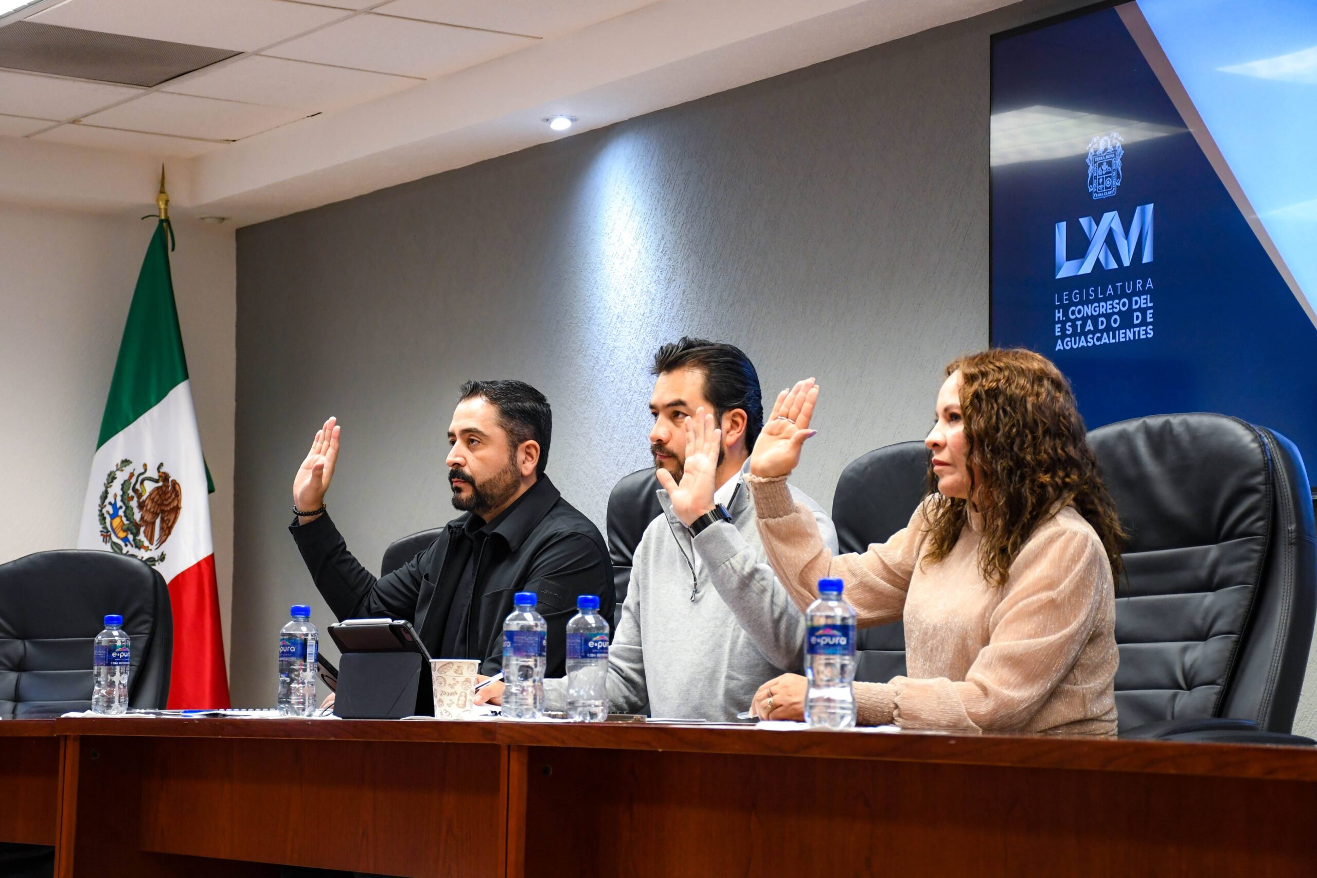 Avanzan reformas en favor del deporte y la profesionalización institucional