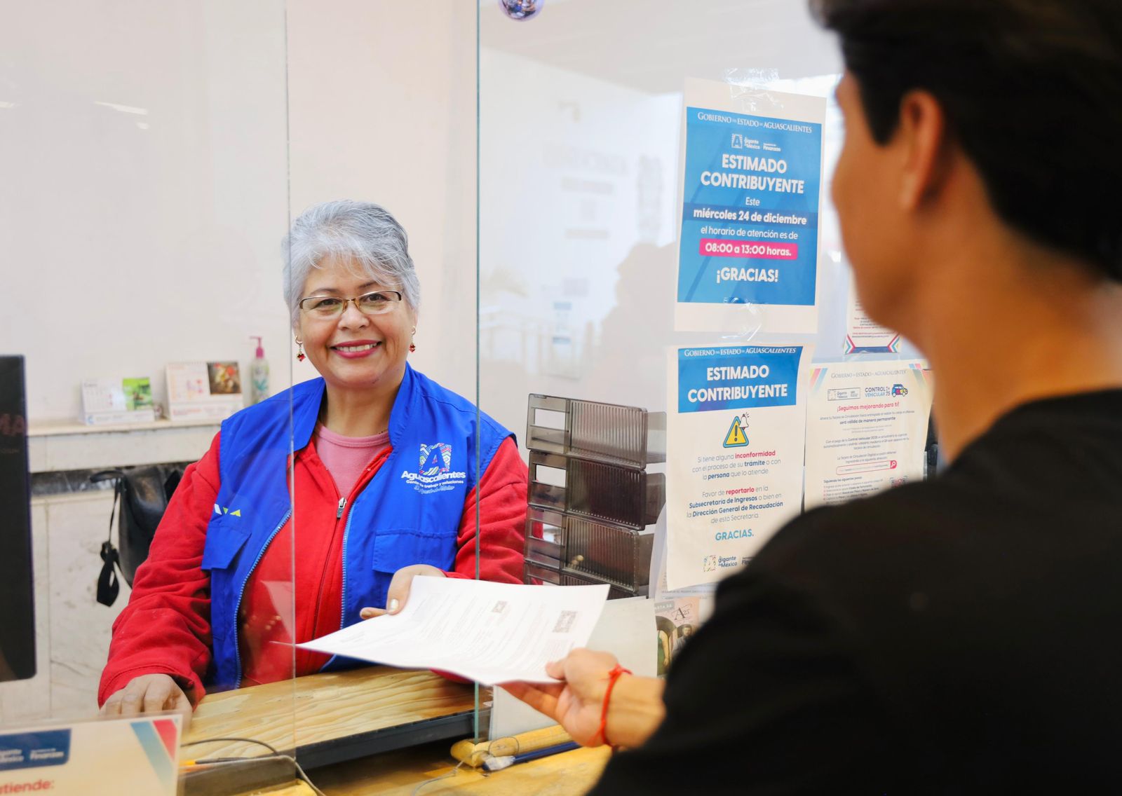 ¿No has pagado el control vehicular? Finanzas también atenderá los sábados